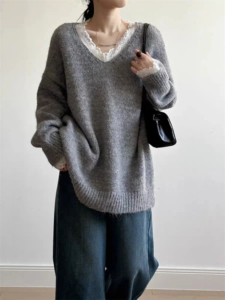 Pull en Maille Femme – Col V et Dentelle