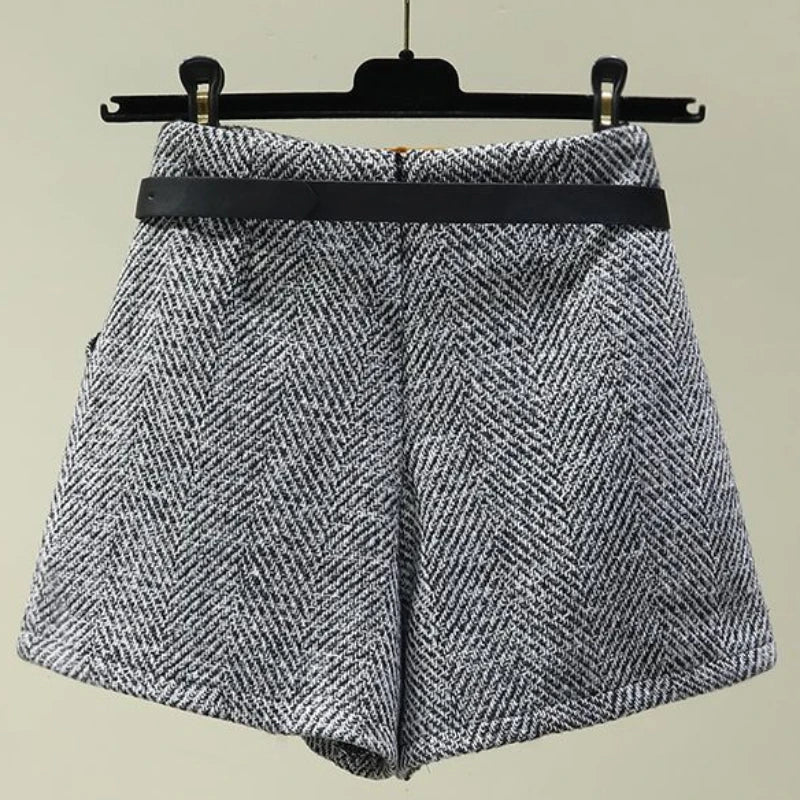 Short à carreaux pour femmes