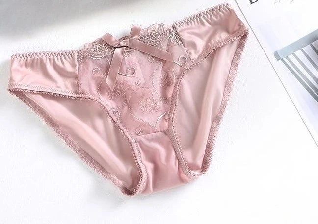 Ensemble de lingerie transparente soutien-gorge sensuel en maille transparente et culotte  pour femmes
