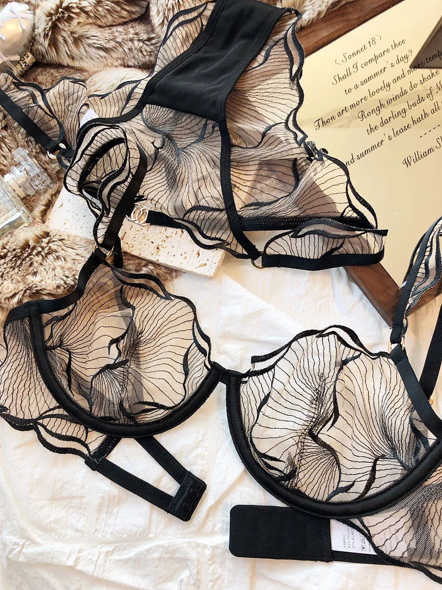 Ensemble soutien-gorge Sexy en maille respirante et culotte assortie pour femmes