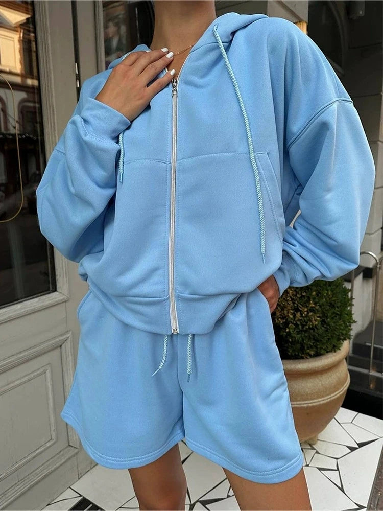 Ensemble deux pièces sweat-shirt et short pour femmes