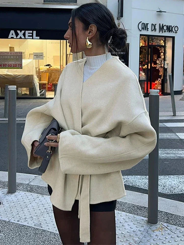 Manteau élégant à lacets pour femmes