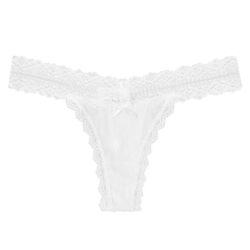 String Femme – Dentelle Florale