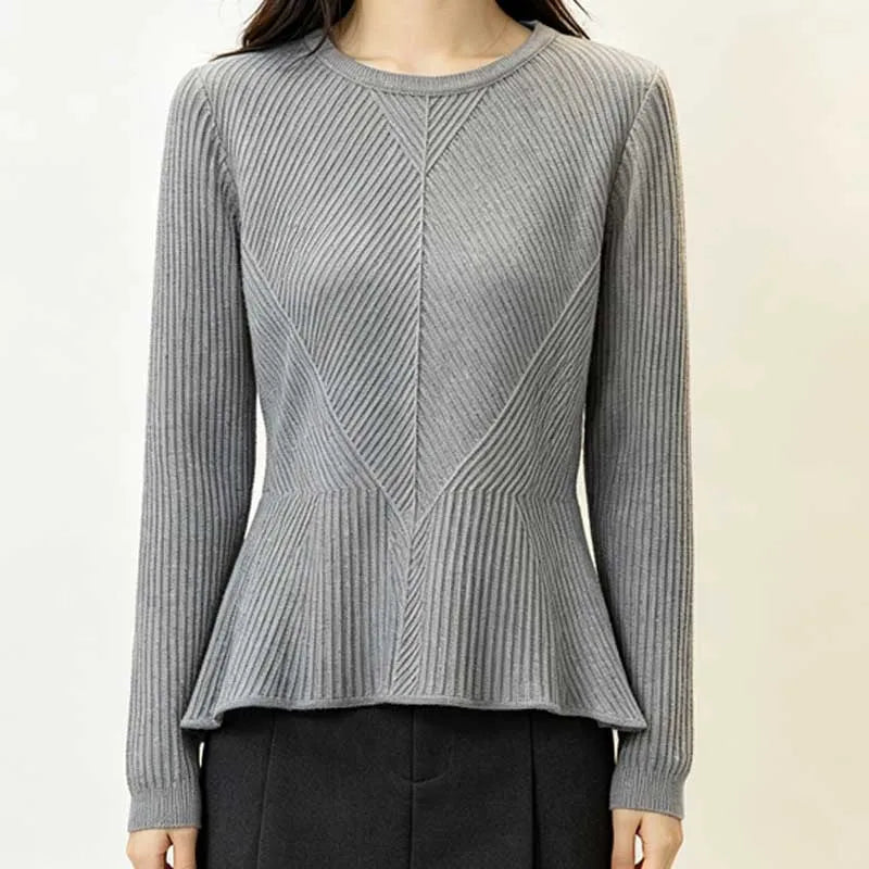 Pull Côtelé Femme – Maille Ajustée et Élégante