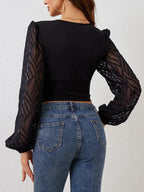 T-shirt en mousseline de soie et dentelle lanterne pour femmes