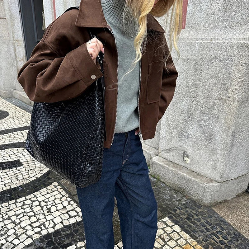 Veste courte en daim et fermeture éclair pour femmes