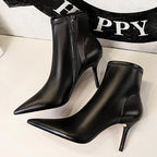 Bottes en cuir à talons hauts pour femmes