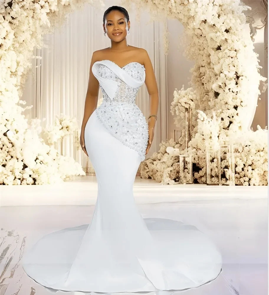 Robes de mariée sirène de luxe avec perles pour femmes