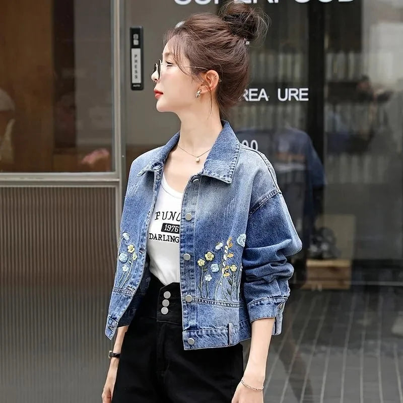 Veste en jean brodée florale pour femmes