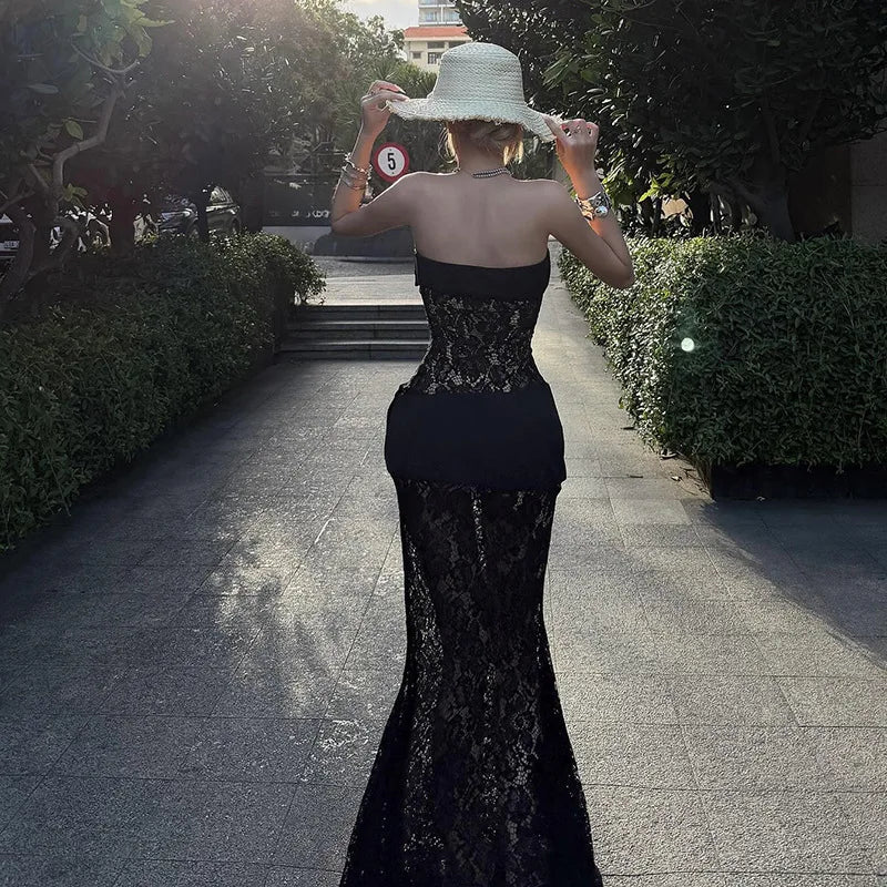 Robe moulante sans bretelles en dentelle pour femmes