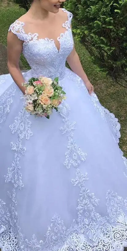 Robe de mariée de luxe en dentelle pour femmes