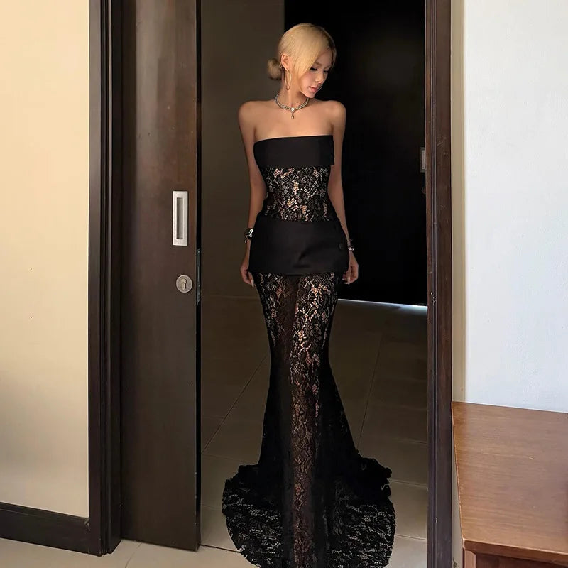 Robe moulante sans bretelles en dentelle pour femmes