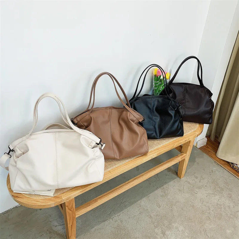Sacs fourre-tout noirs pour femmes