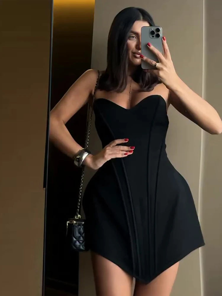 Robe courte sexy en dentelle transparente pour femmes