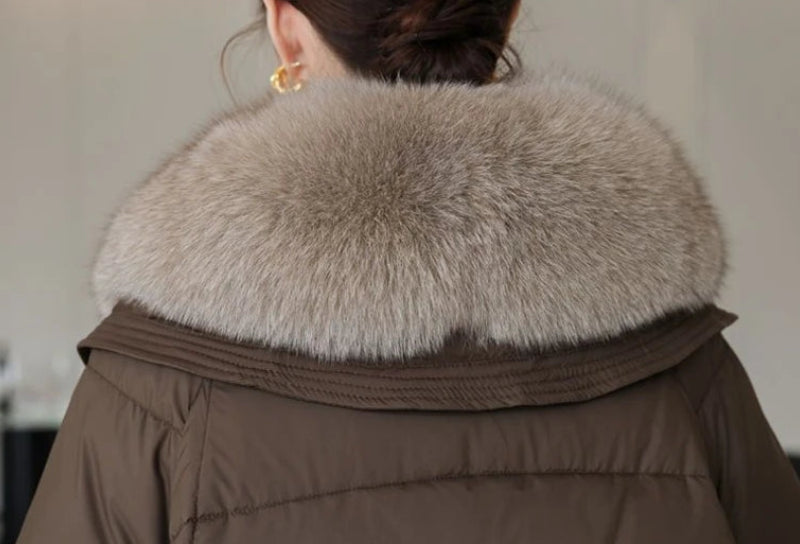 Manteau avec grand col de fourrure pour femmes