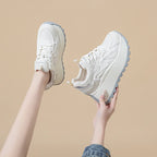 Baskets compensée en cuir synthétique pour femmes