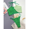Maillot de bain une pièce avec chaînes métalliques et découpe haute pour femmes