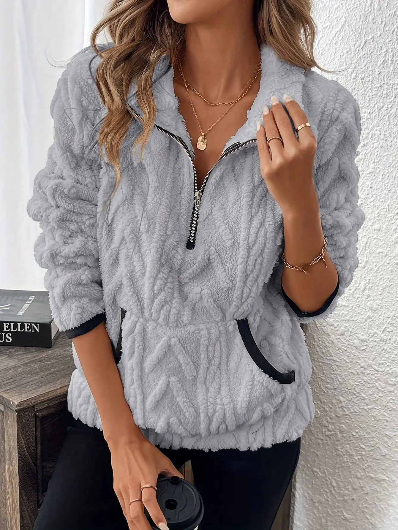 Sweat-shirt court en Jacquard à revers pour femmes