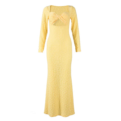 Robe longue femme élégante à col carré et fleurs ajourées