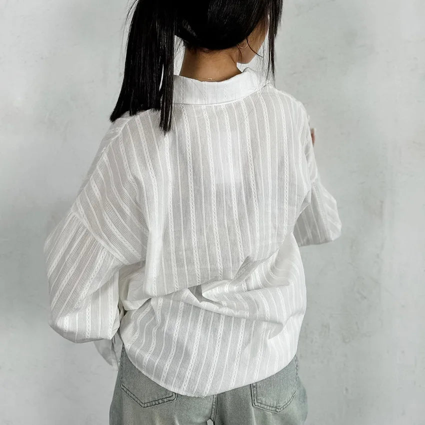 Chemise blanche élégante pour femmes
