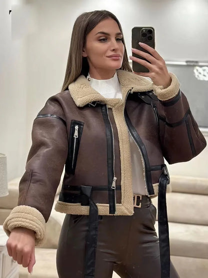 Veste Courte Femme – Ceinture et Fermeture Zippée