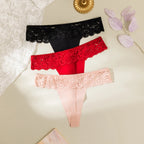 String sexy en dentelle pour femmes