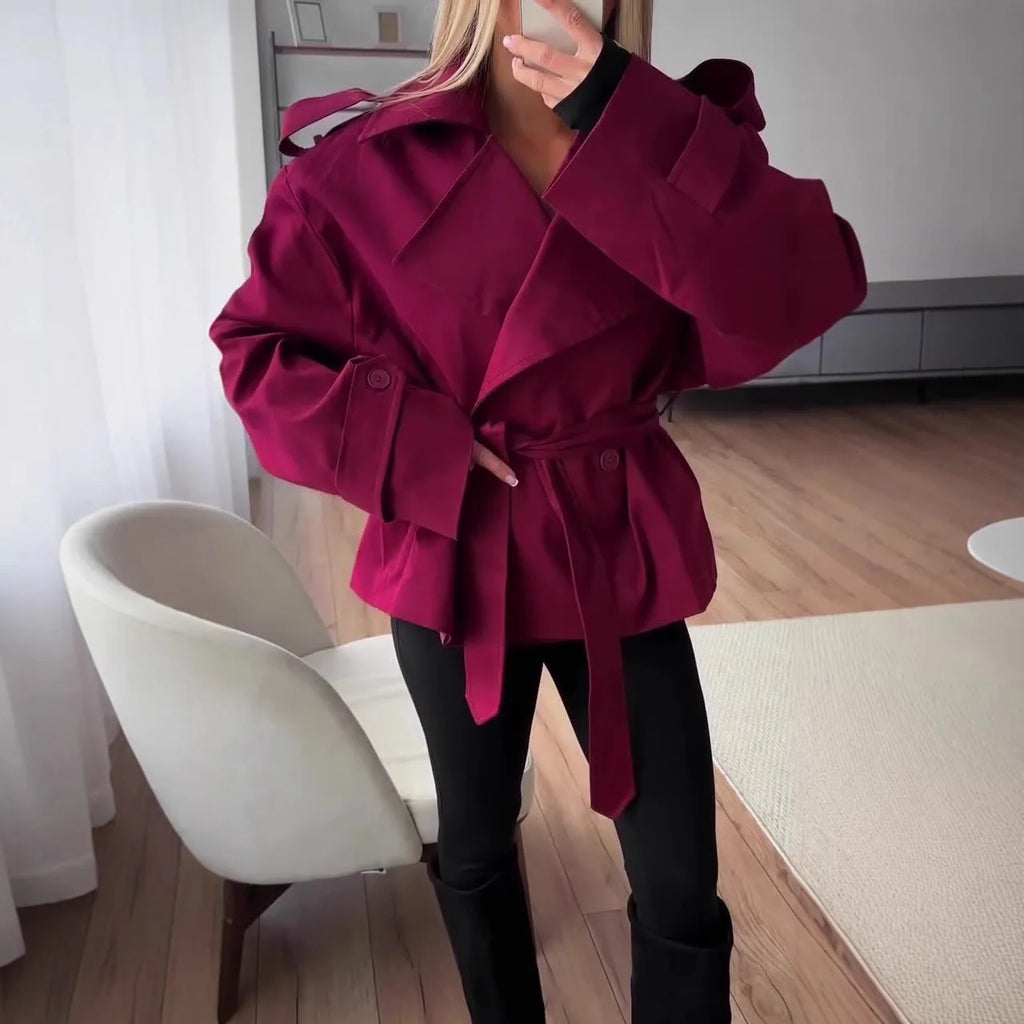 Manteau court à lacets pour femmes