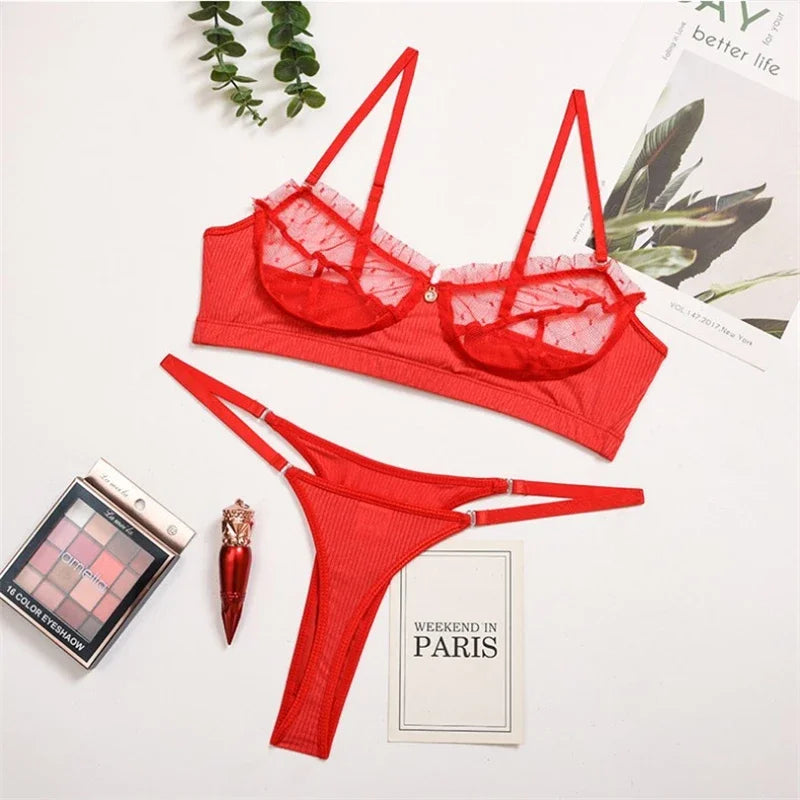 Ensemble de lingerie en dentelle à volants pour femmes
