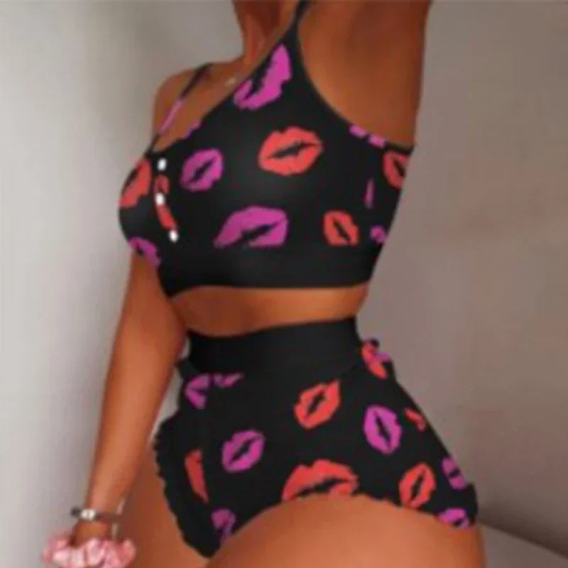 Pyjama Fraises Femme – Haut Court en Dentelle et Short