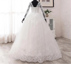 Robe de mariée à manches longues avec appliques en dentelle pour femmes