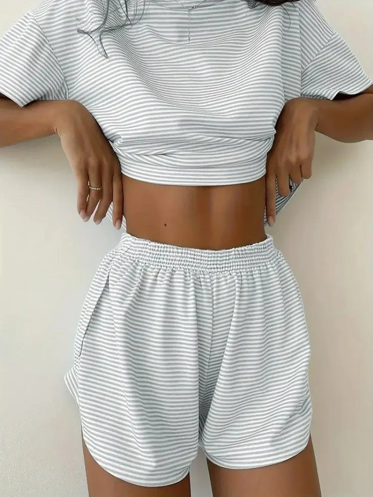 Pyjama Court Rayé Femme – Ensemble 2 Pièces d’Été