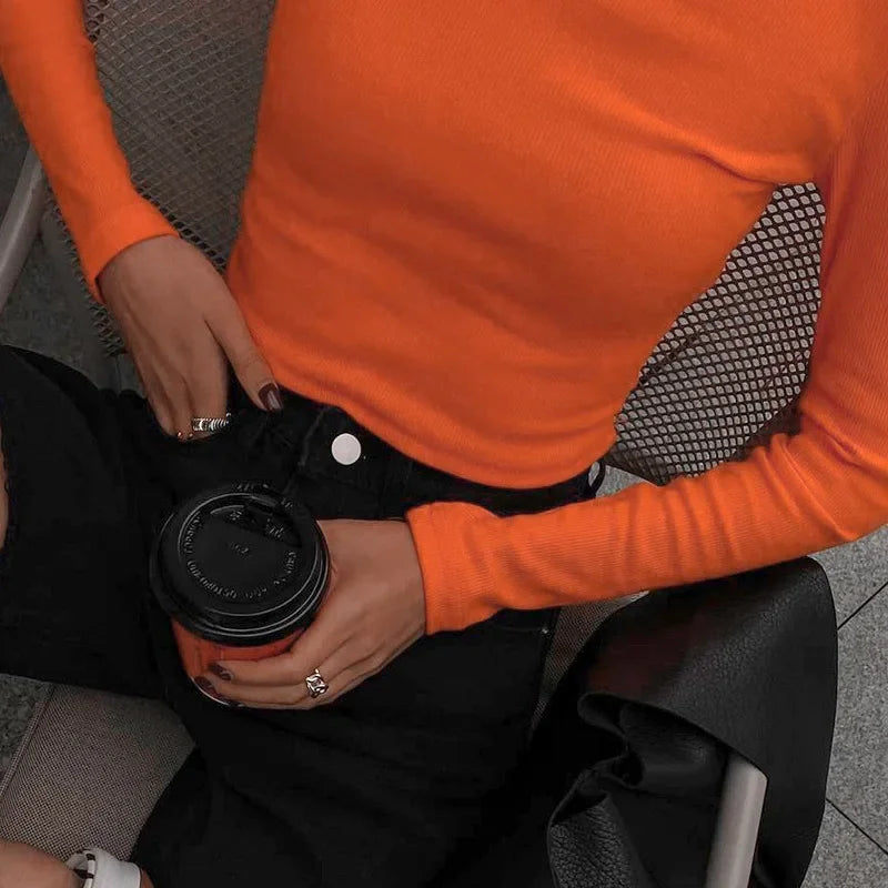 T-shirt à manches longues irrégulier ajouré pour femmes