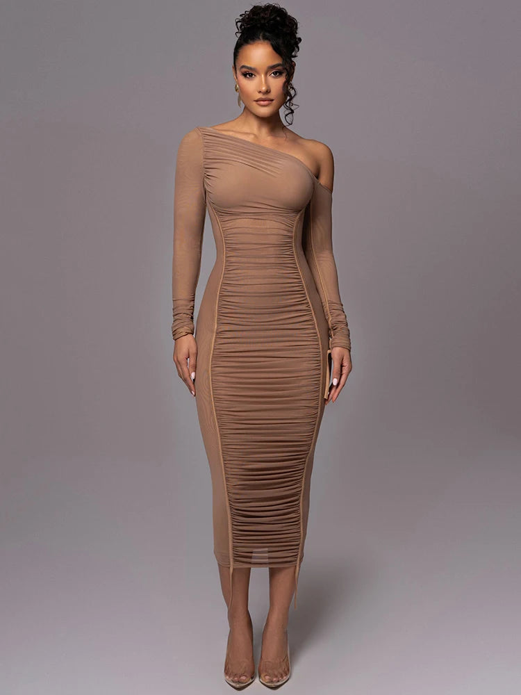 Robe à col diagonal et manches longues pour femmes