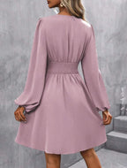 Robes courtes et cintrées unies pour femmes