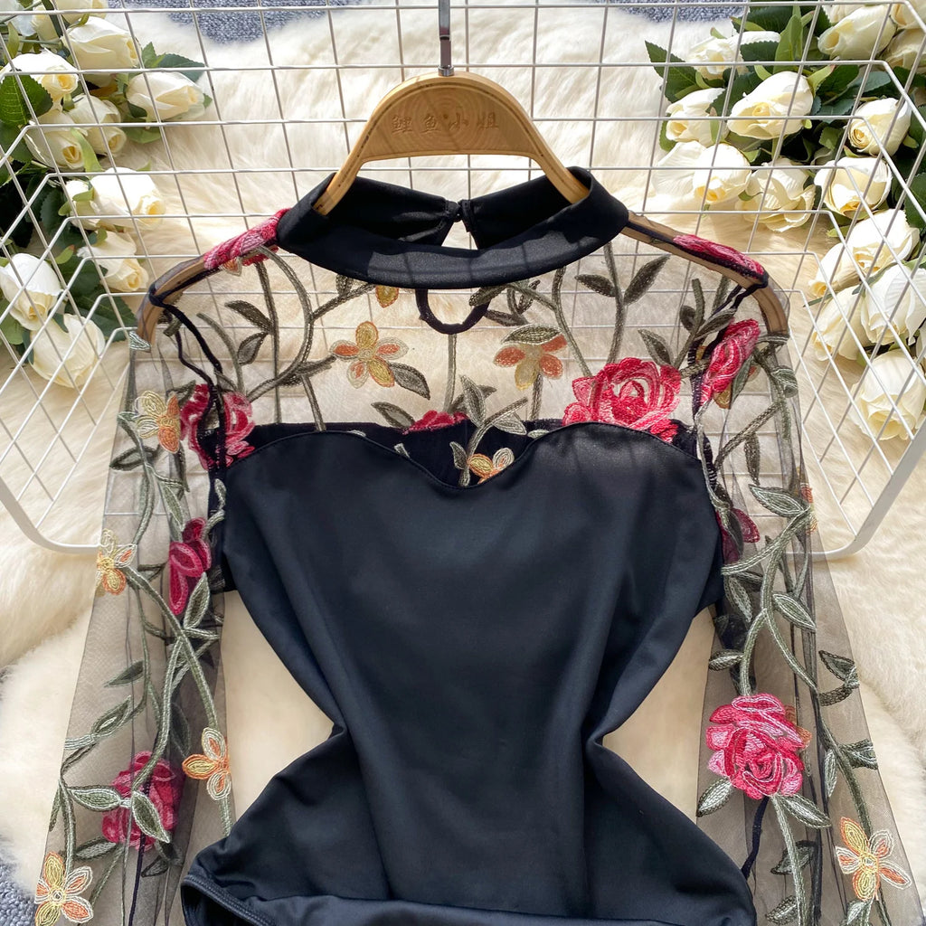 Bodys vintage broderie gaze col montant à manches longues pour femmes