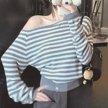 Pull Rayé Femme – Épaules Asymétriques