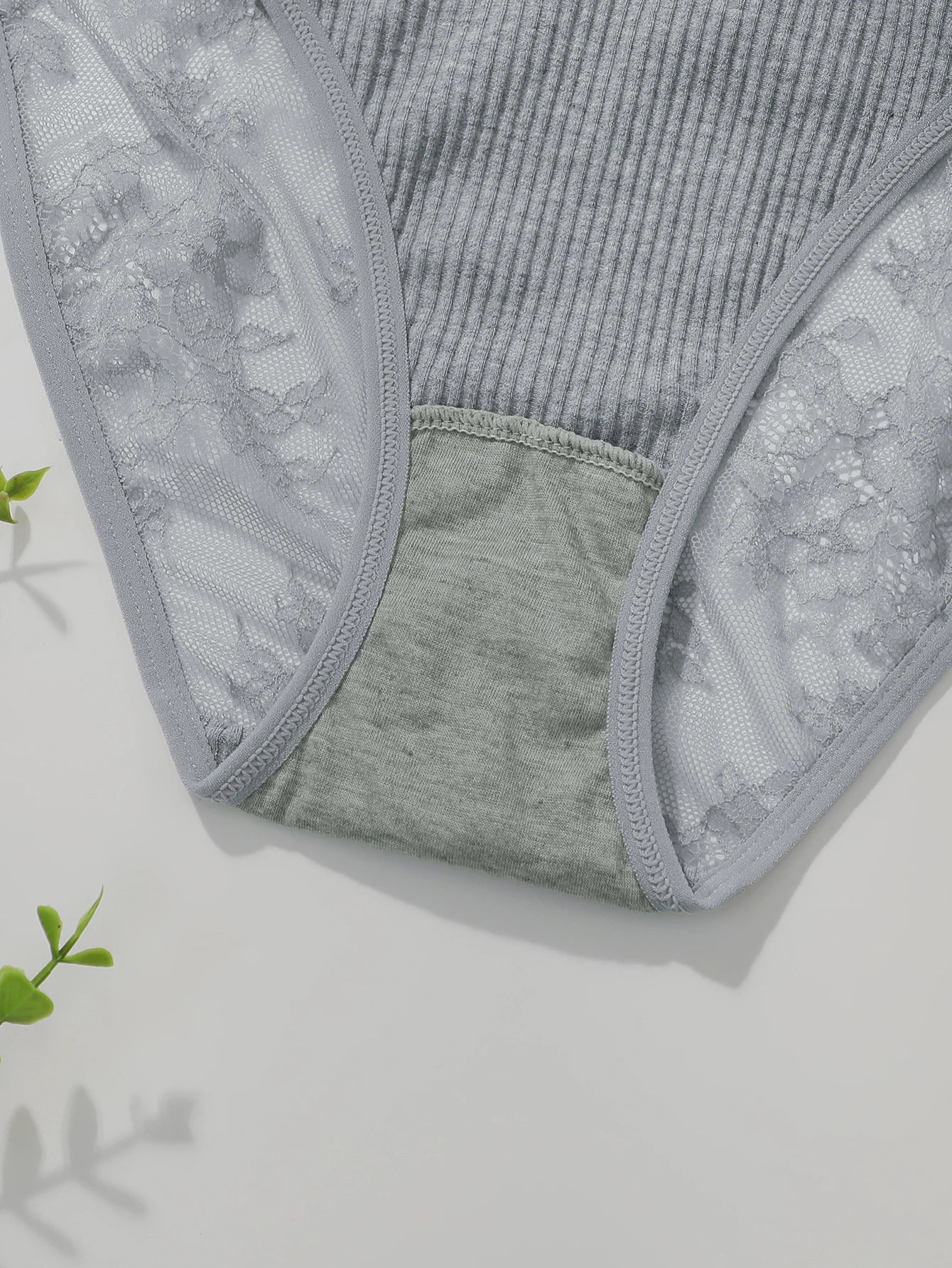 Ensemble de sous-vêtements pour femmes
