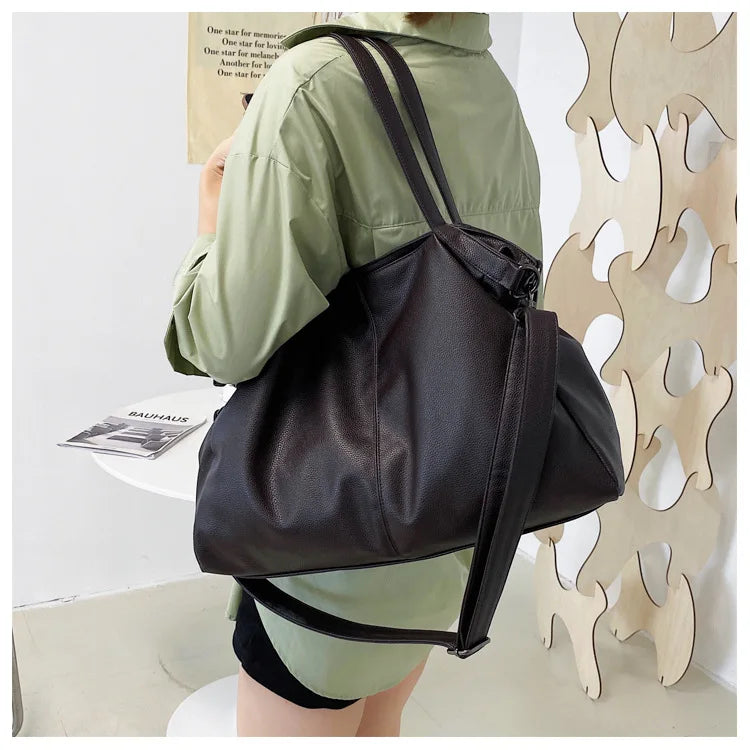 Sacs fourre-tout noirs pour femmes