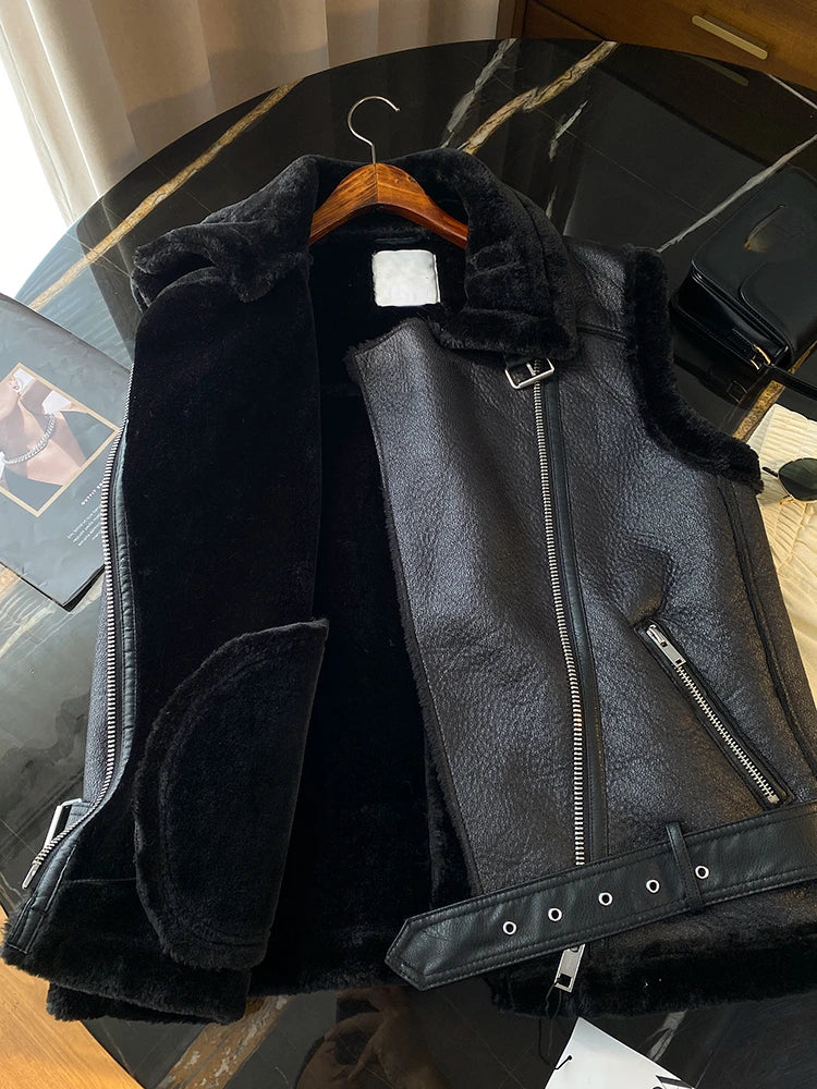 Veste en faux cuir avec ceinture pour femmes