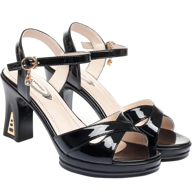 Sandales en cuir à talons hauts pour femmes