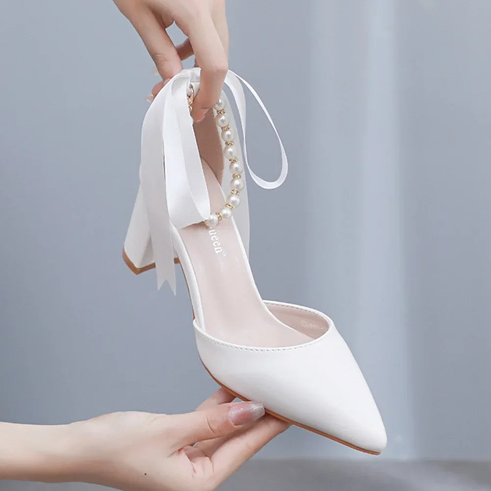 Sandales pointues en cuir pour femmes
