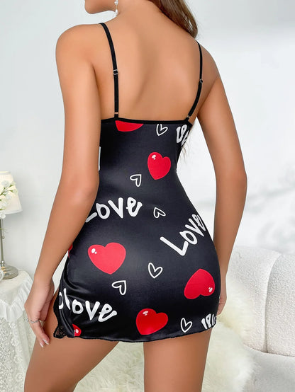 Mini-Nuisette Femme – Fines Bretelles et Imprimé Amour