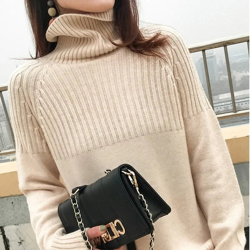 Pull Ample Femme – Maille et Col Roulé
