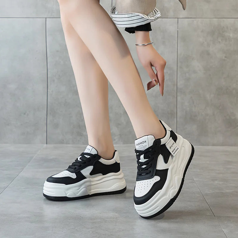 Baskets compensées en cuir de vache véritable pour femmes