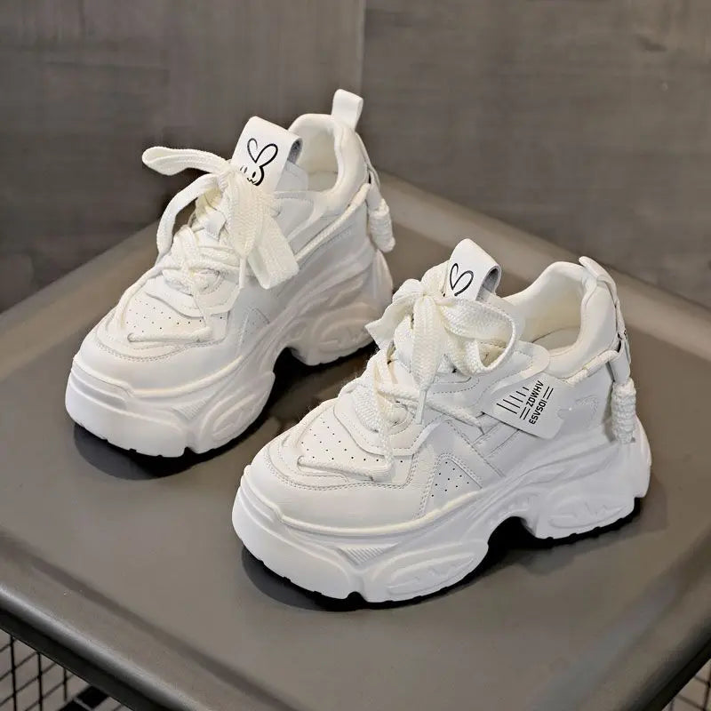 Baskets épaisses en cuir de vache véritable et à lacets pour femmes