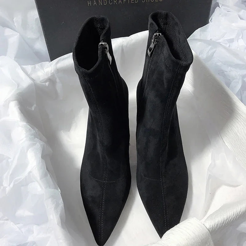 Bottines courtes à bout pointu pour femmes
