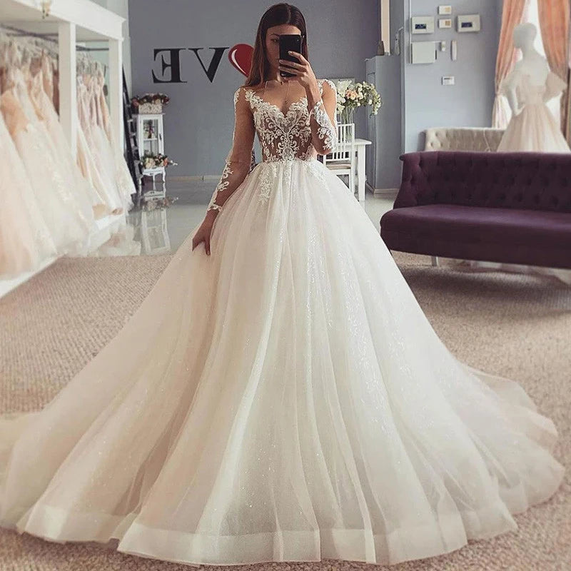 Robes de mariée en dentelle pour femmes