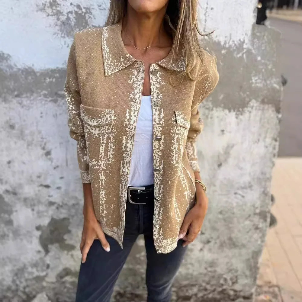 Veste en tricot à col rabattu multicolore avec boucle métallique pour femmes