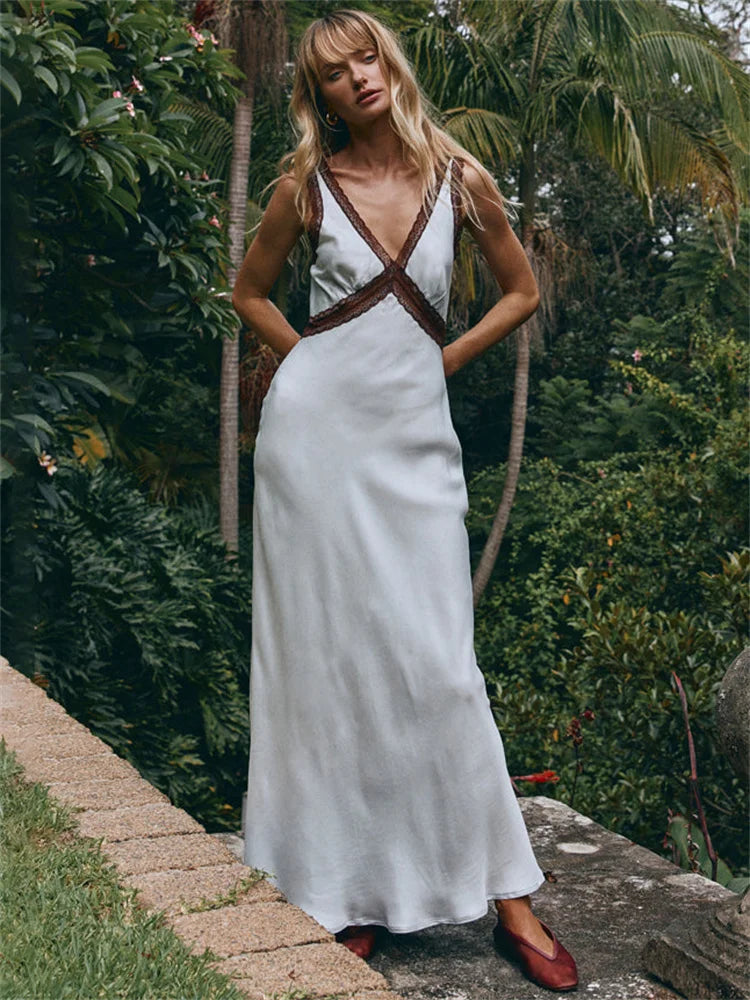 Robe longue en dentelle à col en V pour femmes