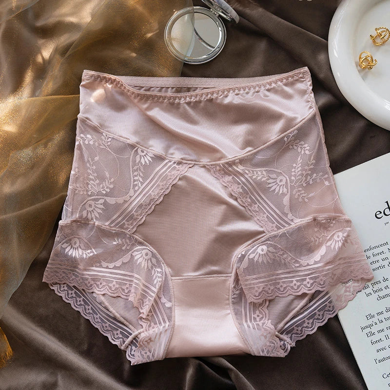 Culotte en satin et dentelle pour femmes